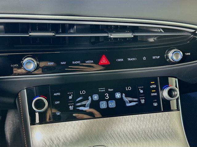 2026 GENESIS GV70 Sport Prestige - Photo 14