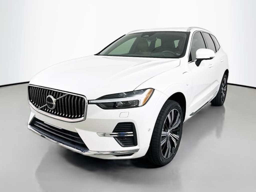 Used 2023 Volvo XC60 Recharge Plug-In Hybrid T8 Plus Bright Theme SUV