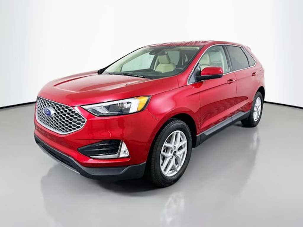 Used 2024 Ford Edge SEL SUV
