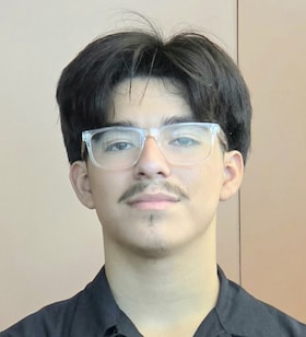 Staff member Johan Suarez from ID_575f7c