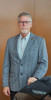 Staff member Mike Williams from ID_ca706f