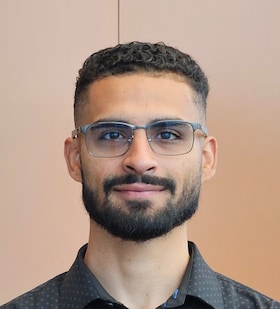 Staff member Poli Gonzalez from ID_e41ed3