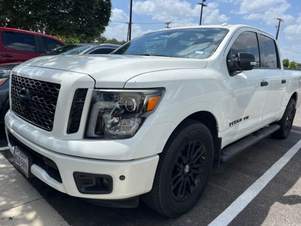 Used 2018 Nissan Titan SL Truck