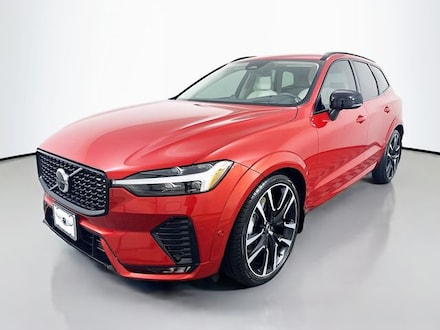 2023 Volvo XC60 B6 Ultimate Dark Theme SUV