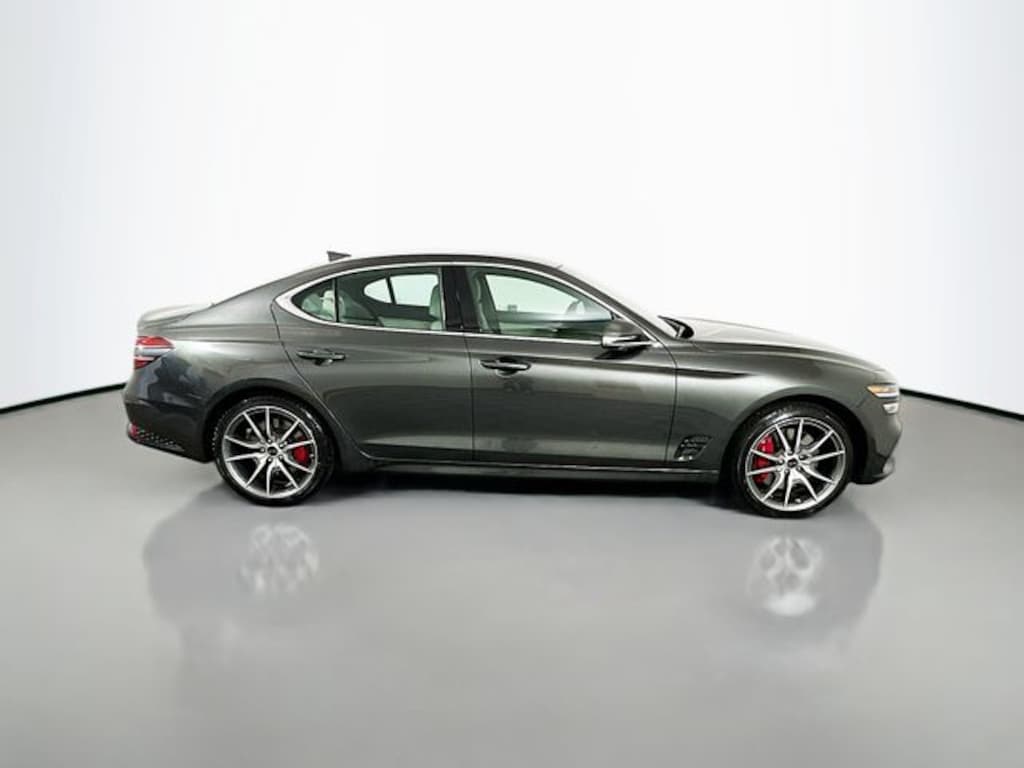 Used 2025 Genesis G70 2.5T Sedan