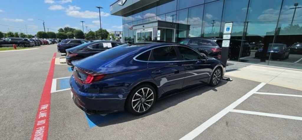 Used 2022 Hyundai Sonata Limited Sedan