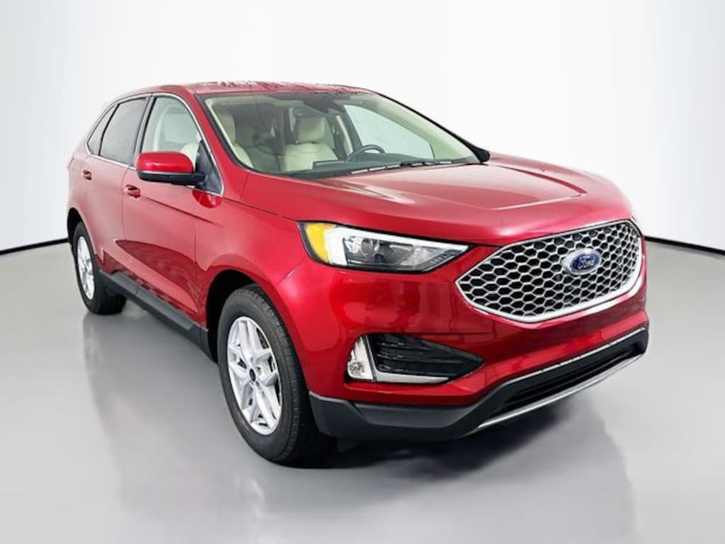 Used 2024 Ford Edge SEL SUV