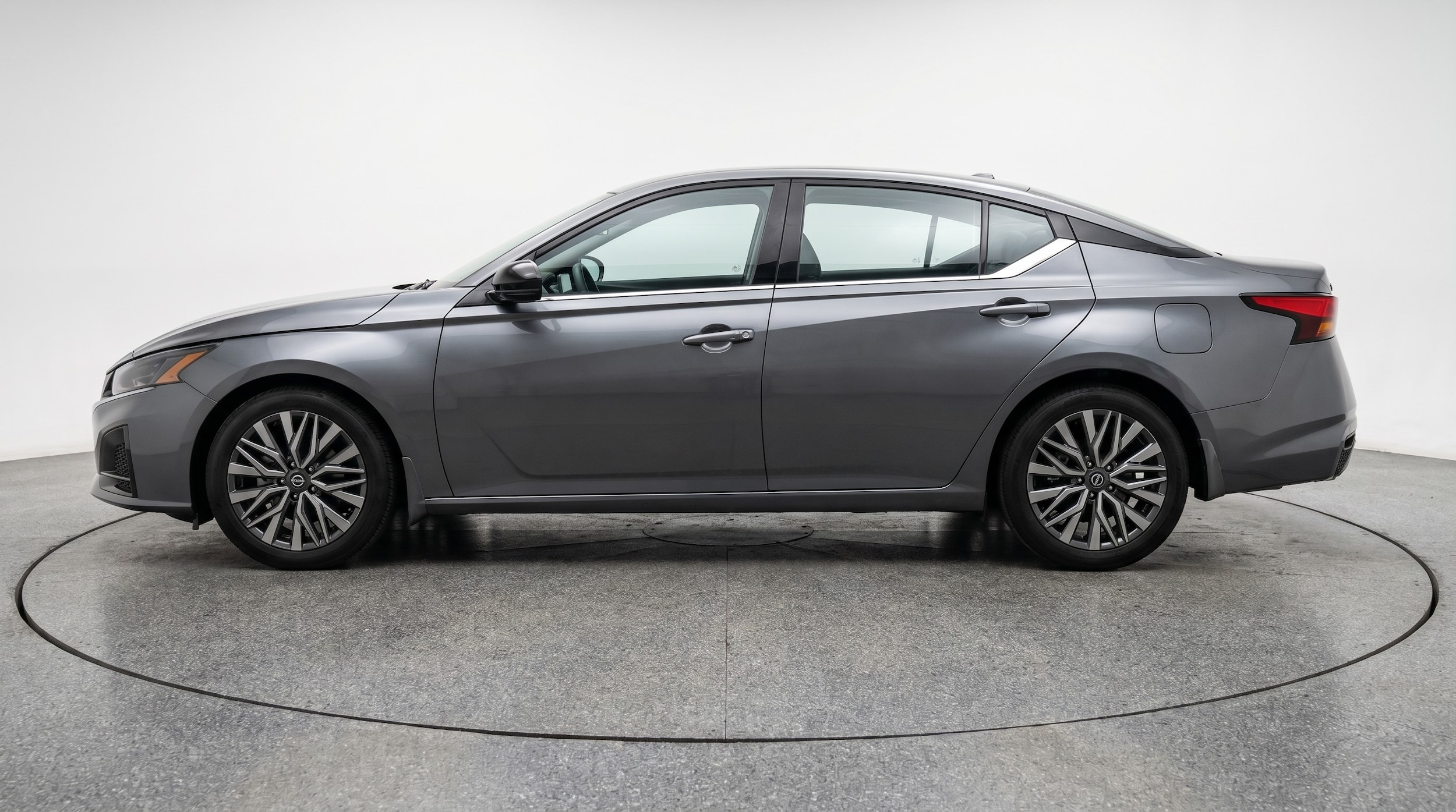 Thumbnail: 2025 Nissan Altima - 4