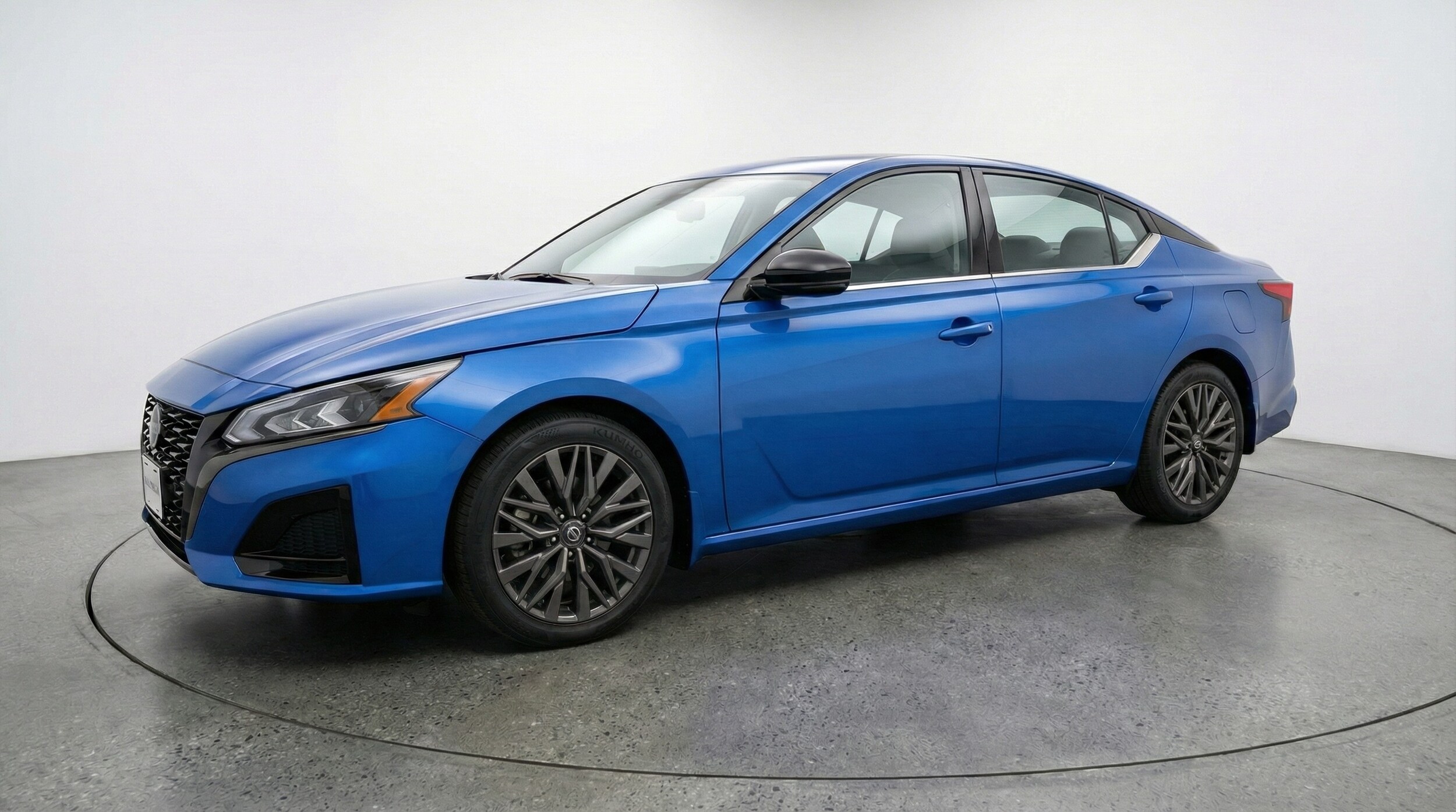 Thumbnail: 2025 Nissan Altima - 3