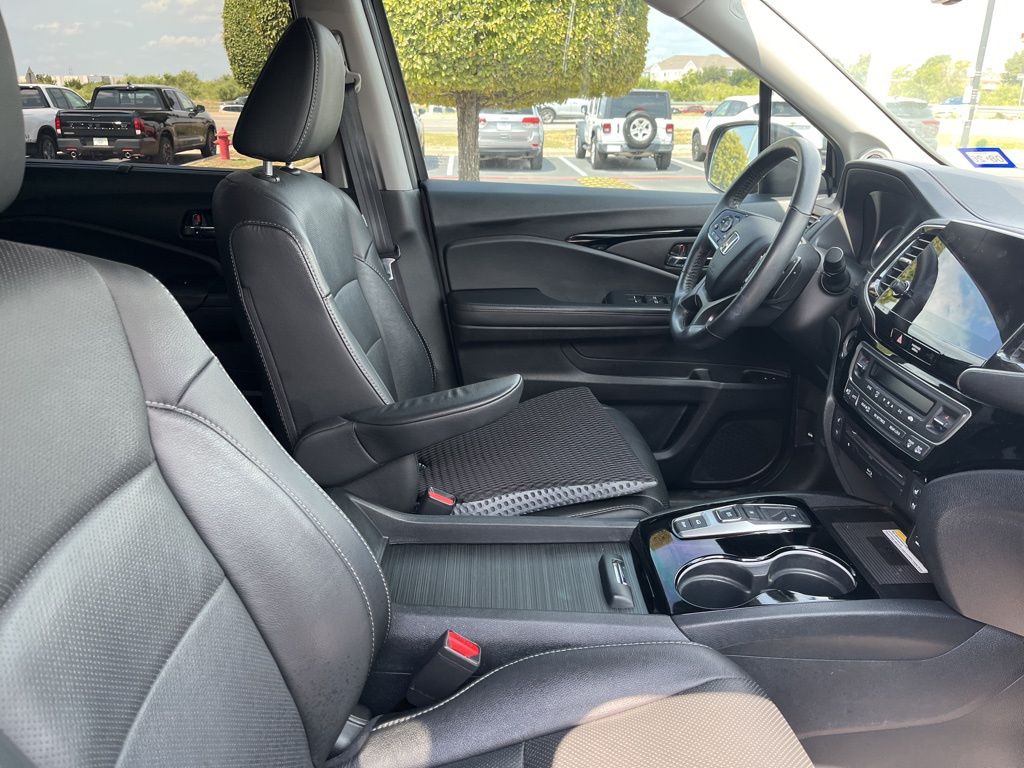 2022 Honda Pilot Elite photo 3
