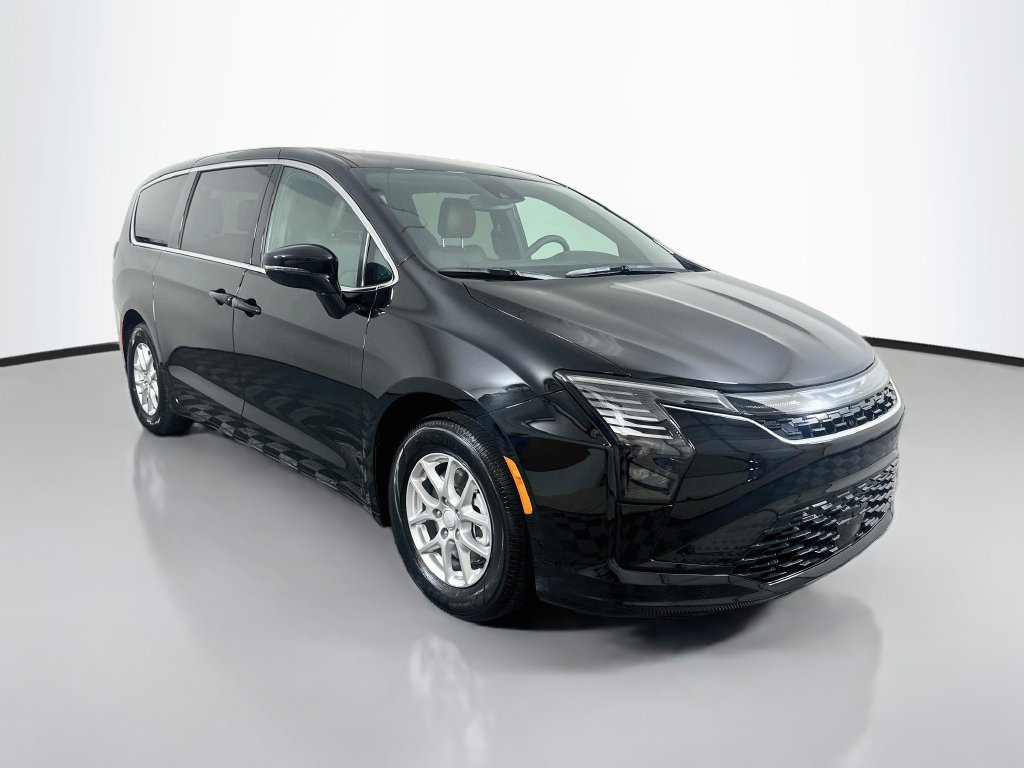 Used 2027 Chrysler Pacifica Select Van Passenger Van