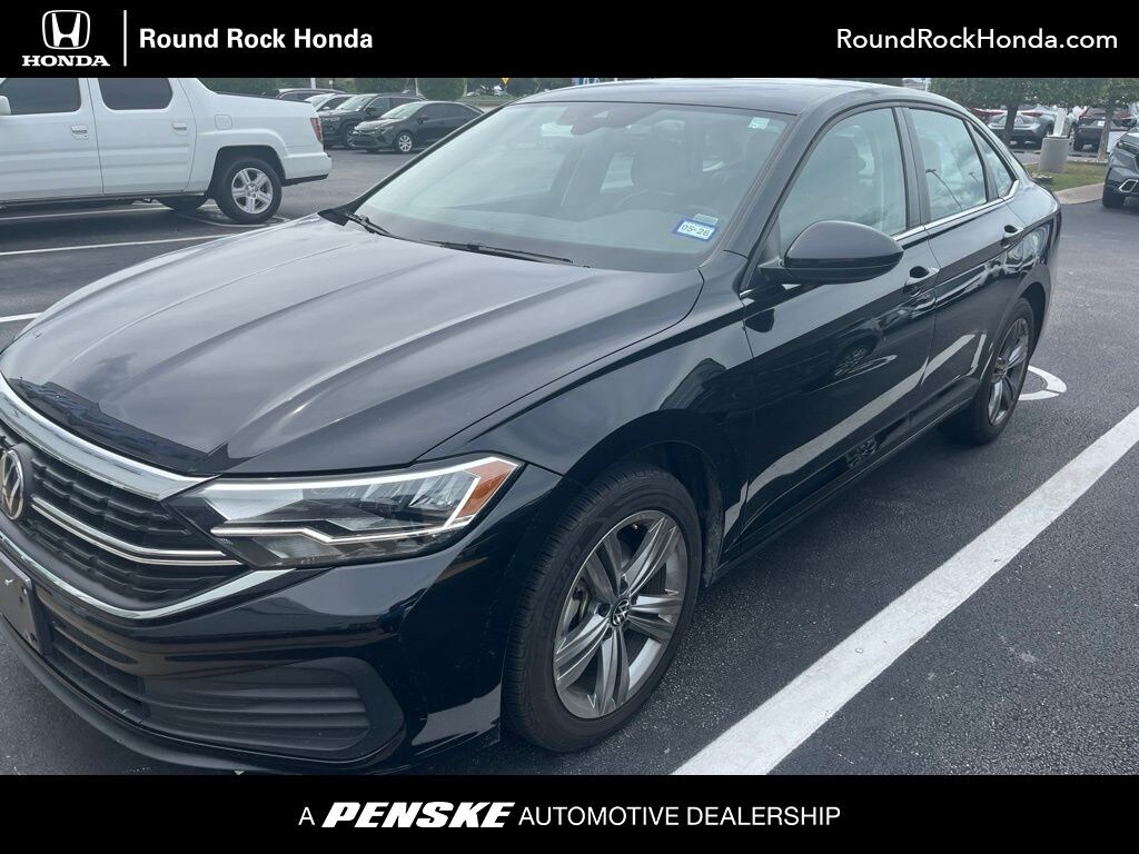 Used 2024 Volkswagen Jetta 1.5T SE Sedan