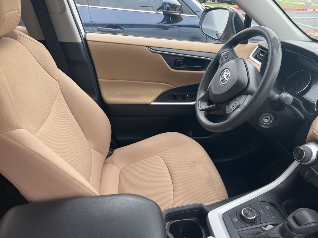 Used 2021 Toyota RAV4 Hybrid LE SUV