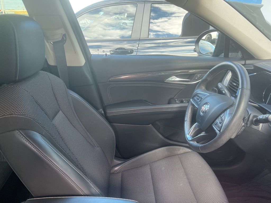 2021 Buick Envision Preferred photo 2