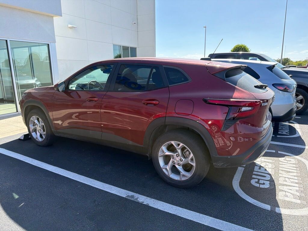 Used 2024 Chevrolet Trax LS SUV
