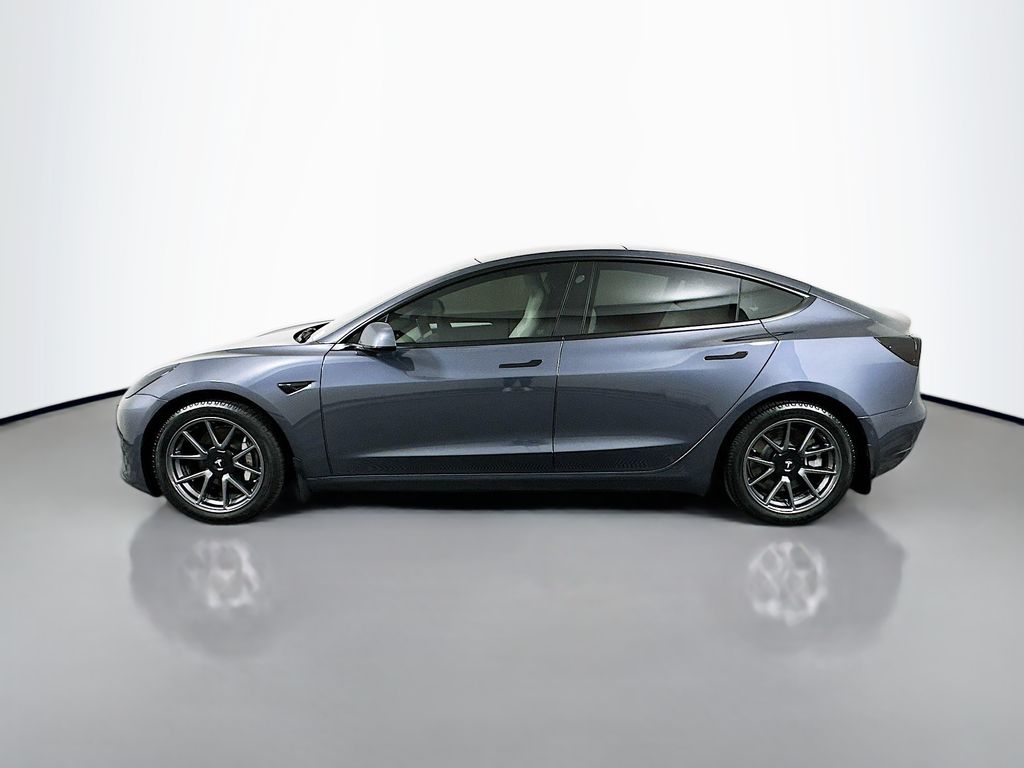 2022 Tesla Model 3 photo 2
