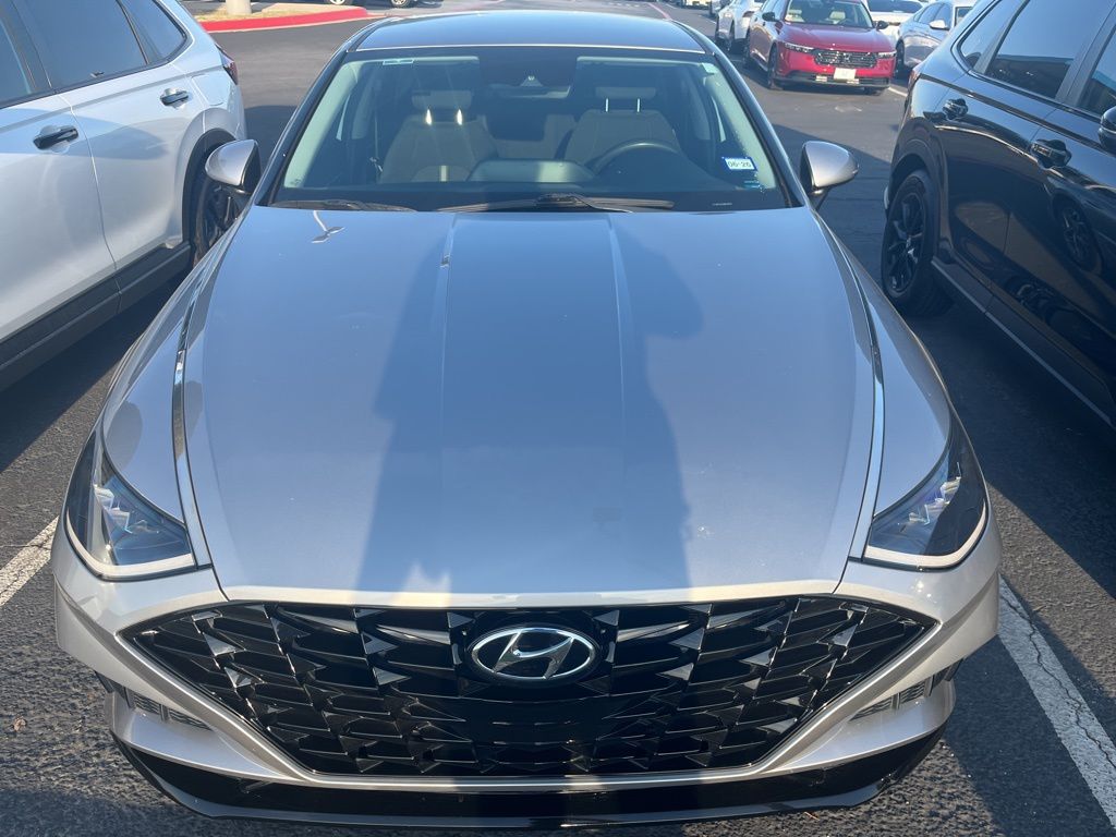 2021 Hyundai Sonata SEL photo 2