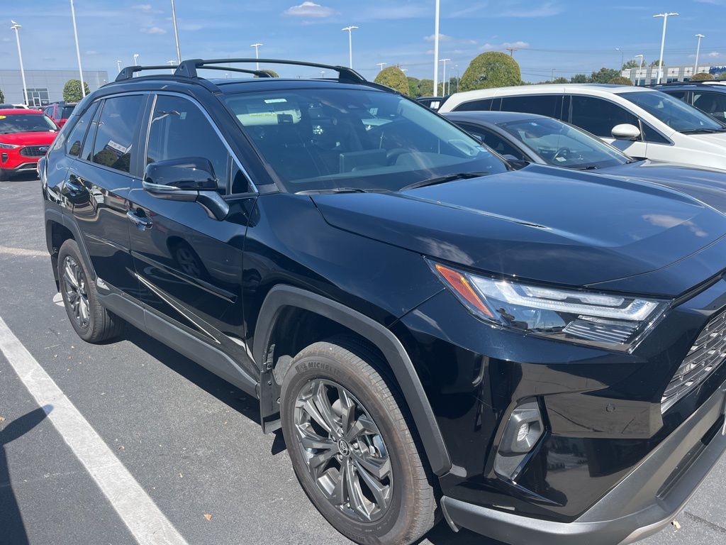 2024 Toyota RAV4 Hybrid Limited photo 3