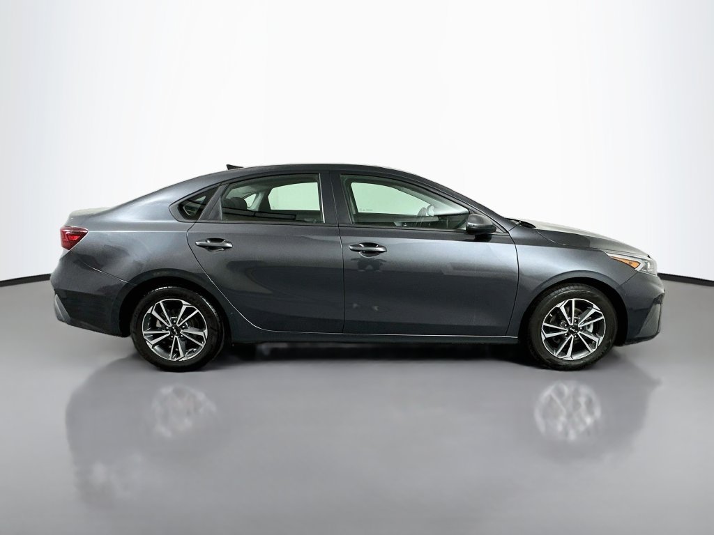 Used 2024 Kia Forte LXS Sedan