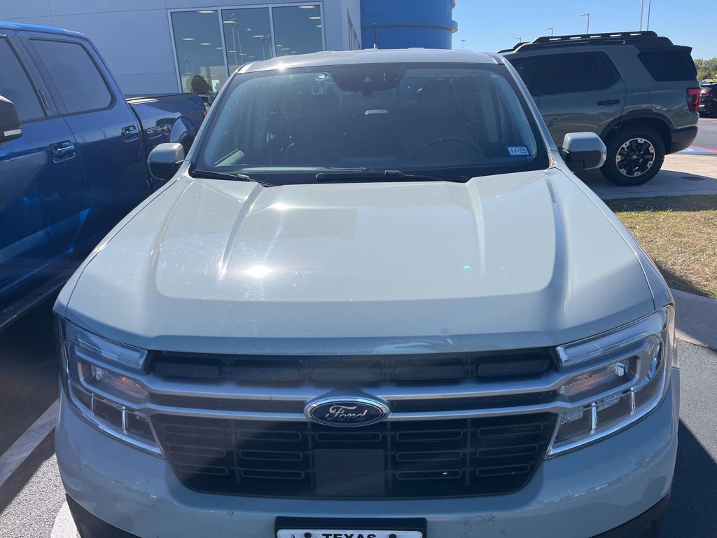 2022 Ford Maverick Lariat photo 2