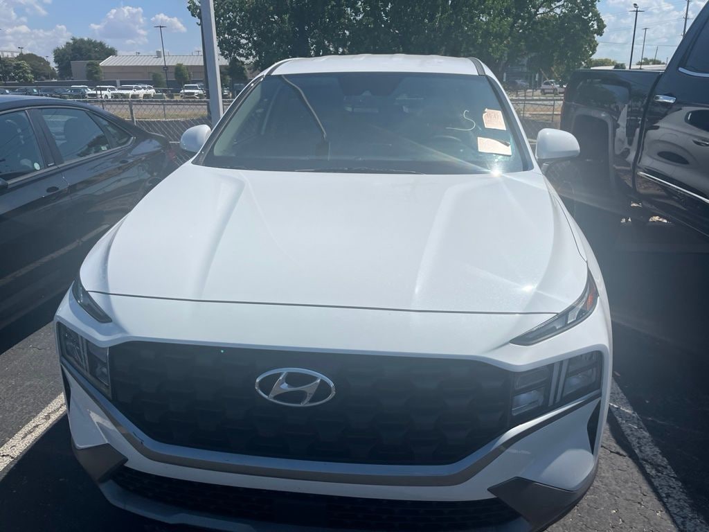 Used 2023 Hyundai Santa Fe SE SUV