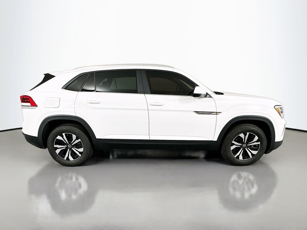 Used 2024 Volkswagen Atlas Cross Sport 2.0T SE SUV