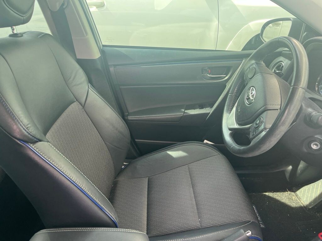 Used 2019 Toyota Corolla SE Sedan