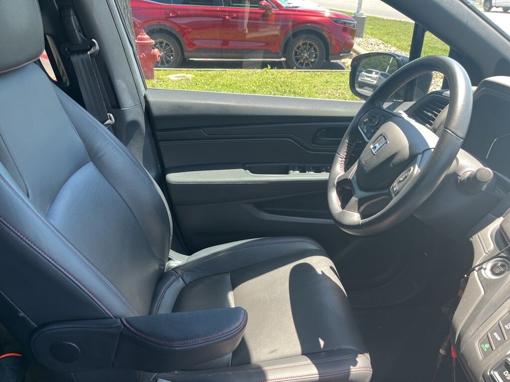 Certified 2024 Honda Odyssey Sport Van