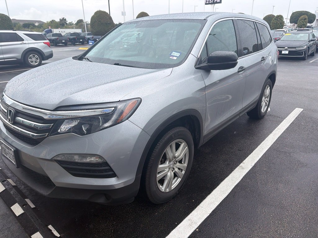 Used 2018 Honda Pilot LX FWD SUV