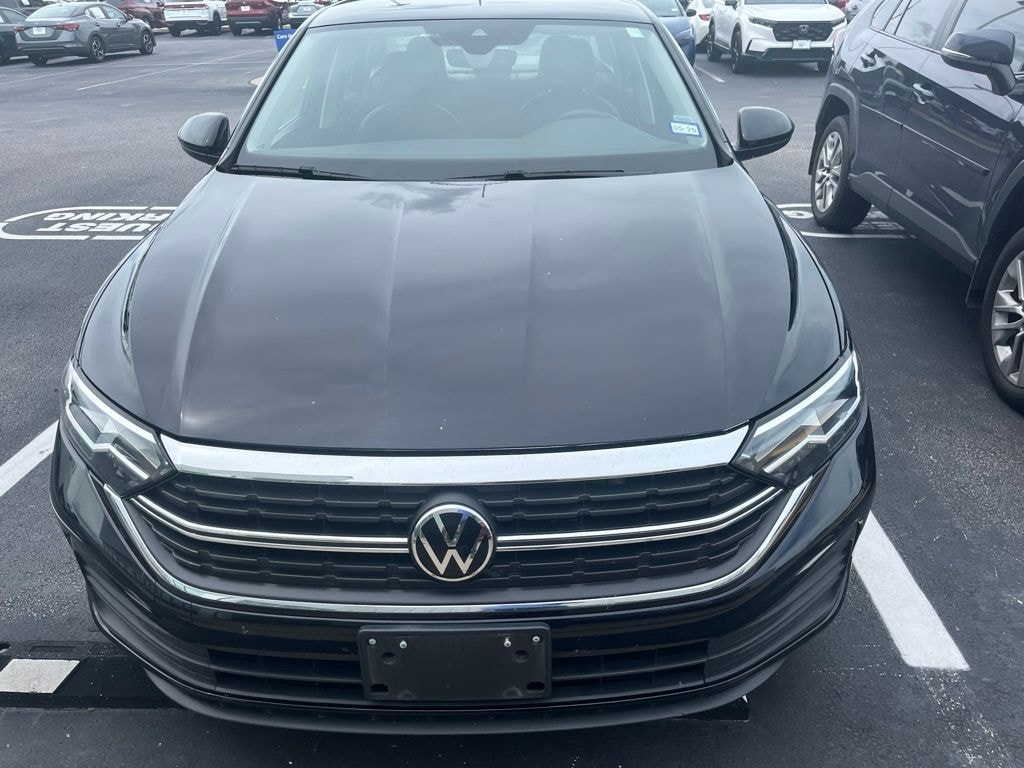 Used 2024 Volkswagen Jetta 1.5T SE Sedan