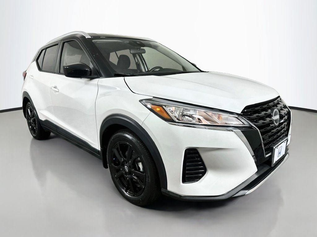 Used 2024 Nissan Kicks SV SUV