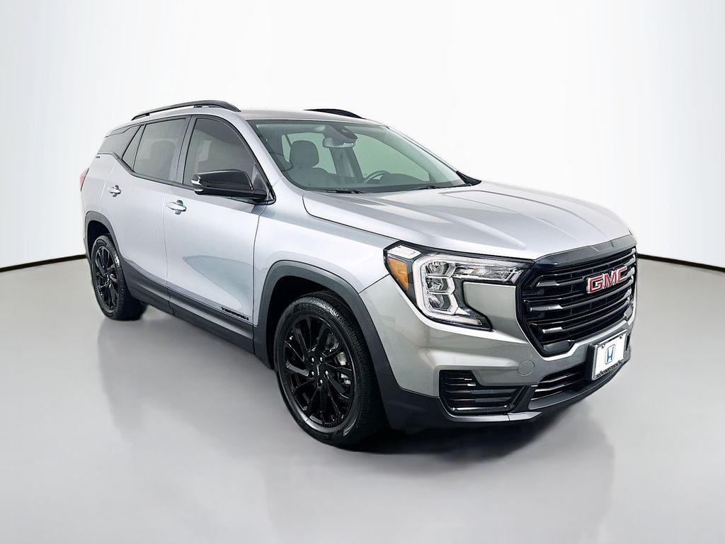 Used 2024 GMC Terrain SLE SUV
