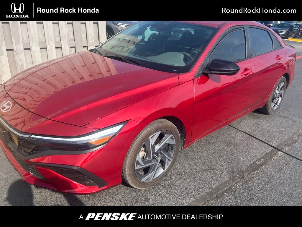 Used 2025 Hyundai Elantra SEL Sport Sedan