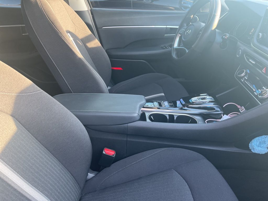 2021 Hyundai Sonata SEL photo 4