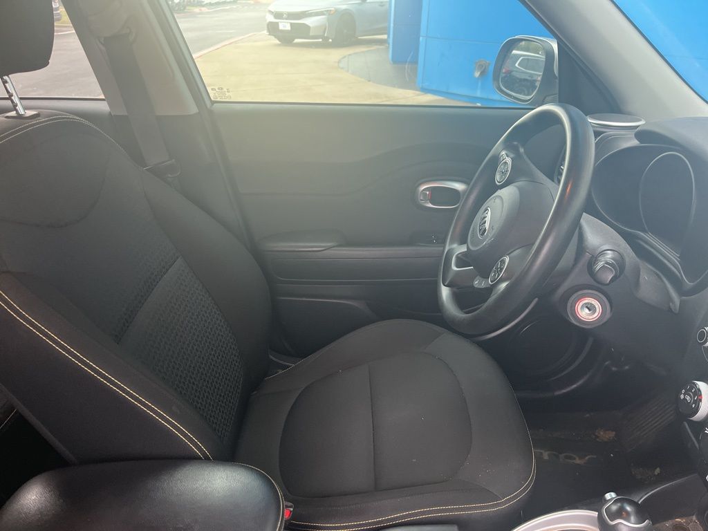2015 Kia Soul Plus photo 4