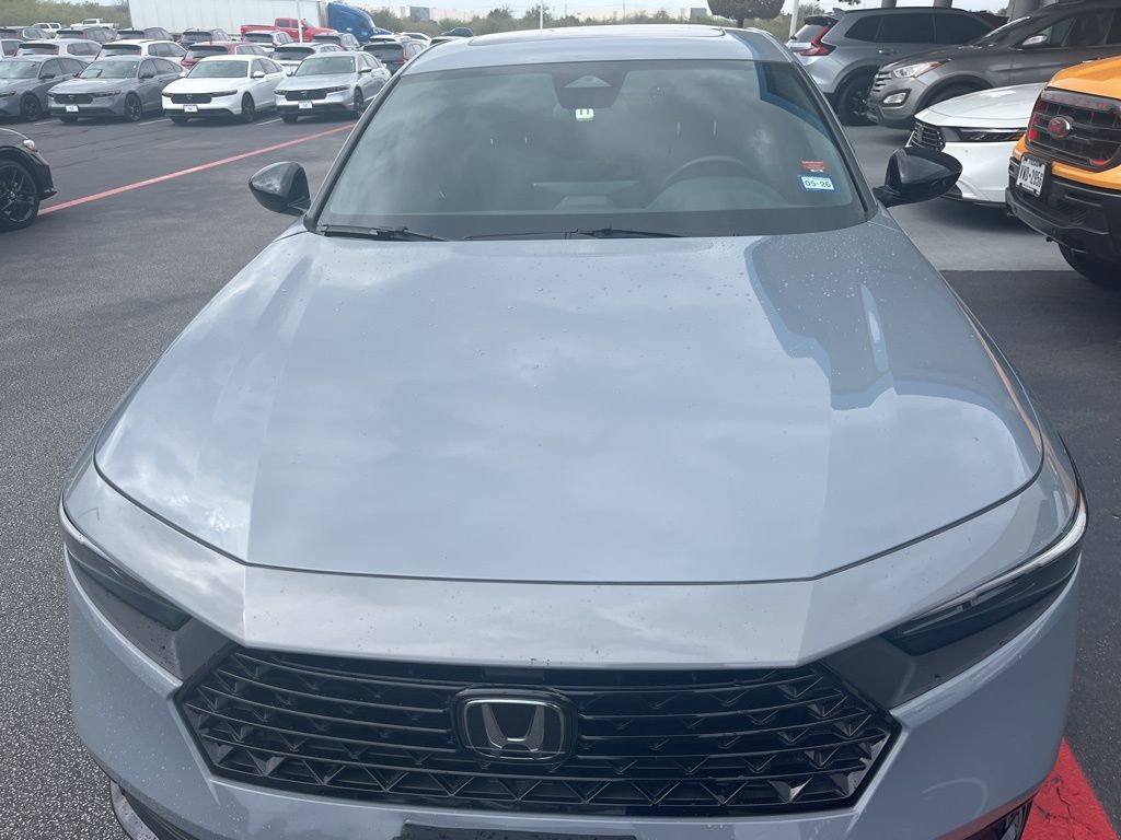 2023 Honda Accord Hybrid Sport-L photo 2