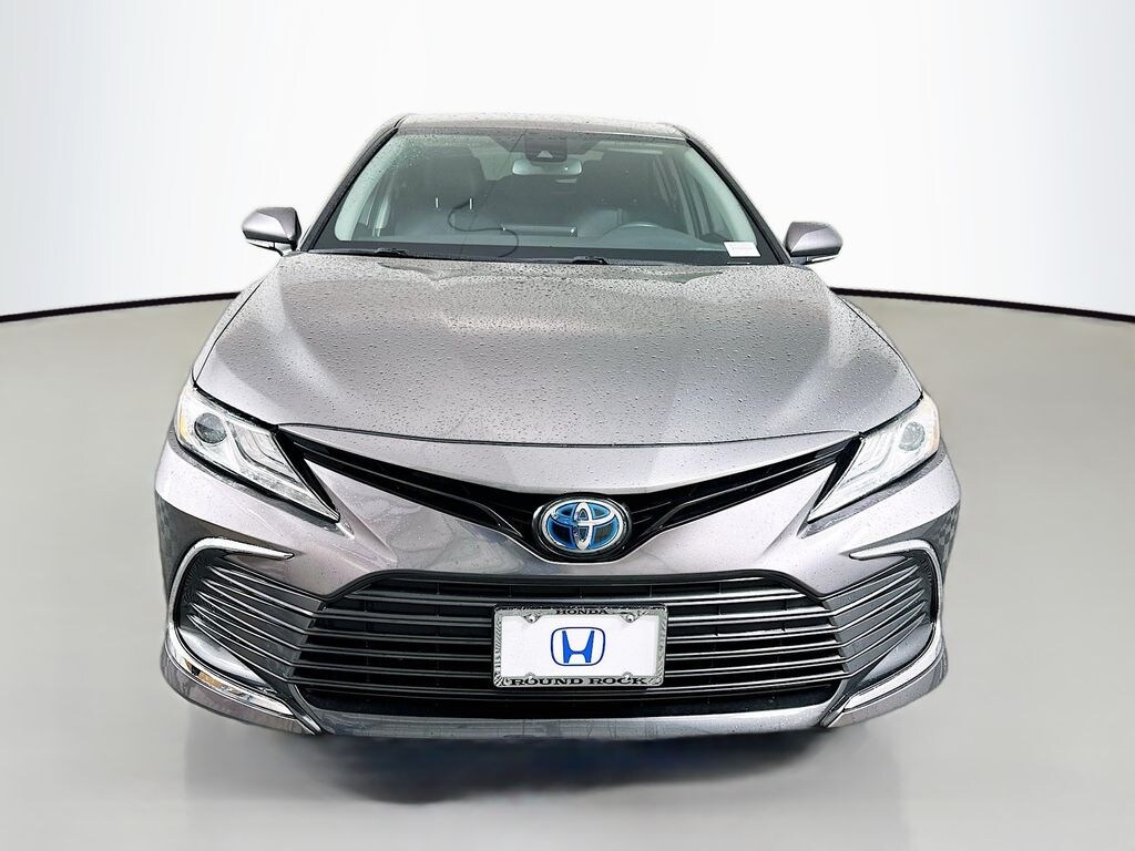 Used 2021 Toyota Camry Hybrid XLE Sedan