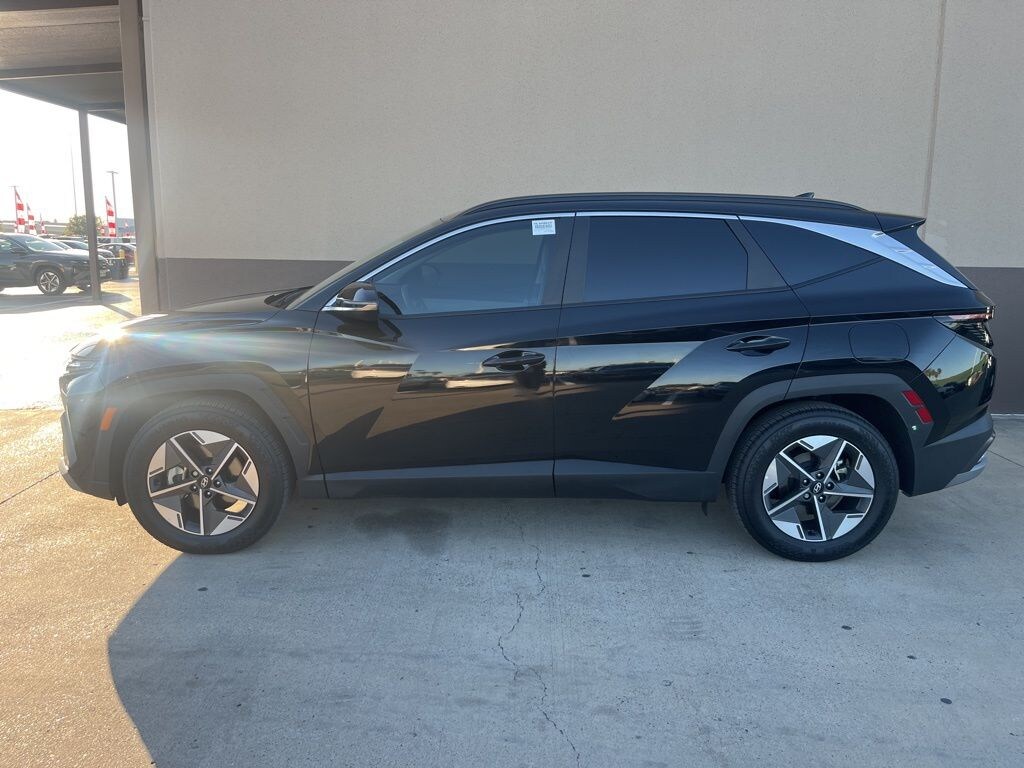 Used 2025 Hyundai Tucson SEL Convenience SUV