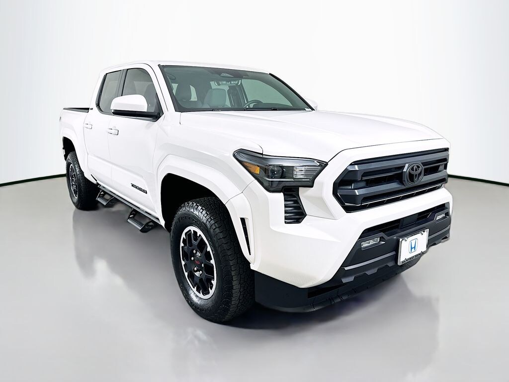 Used 2025 Toyota Tacoma SR5 Truck Double Cab