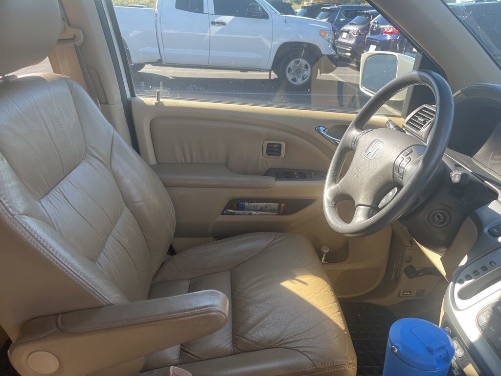 Used 2010 Honda Odyssey Touring w/RES/Navi Van