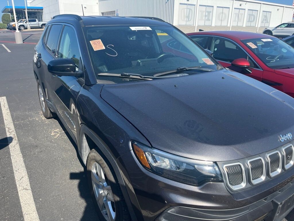 Used 2022 Jeep Compass Latitude SUV