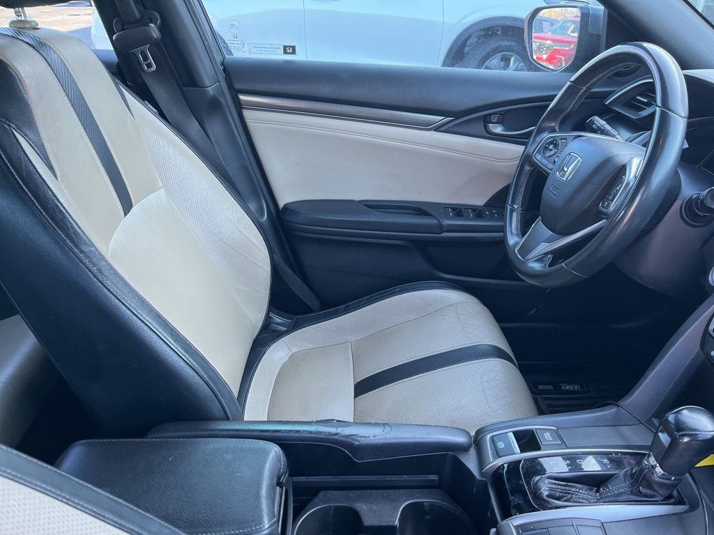 Used 2017 Honda Civic EX-L w/Navi Hatchback