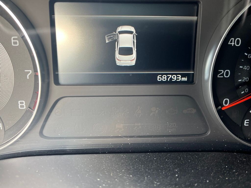 Used 2024 Kia Forte LXS Sedan