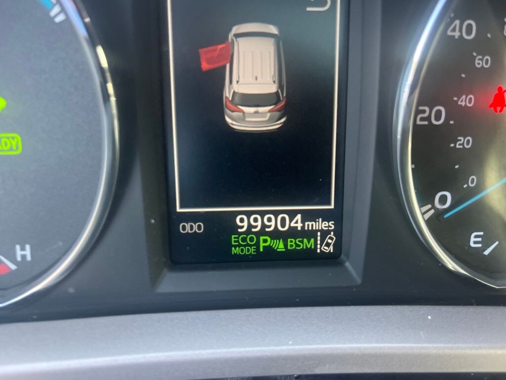 Used 2017 Toyota RAV4 Hybrid XLE SUV