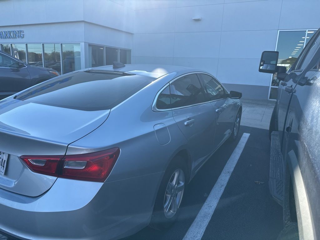 Used 2021 Chevrolet Malibu LS w/1LS Sedan