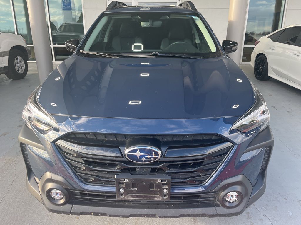 2024 Subaru Outback Onyx Edition photo 2