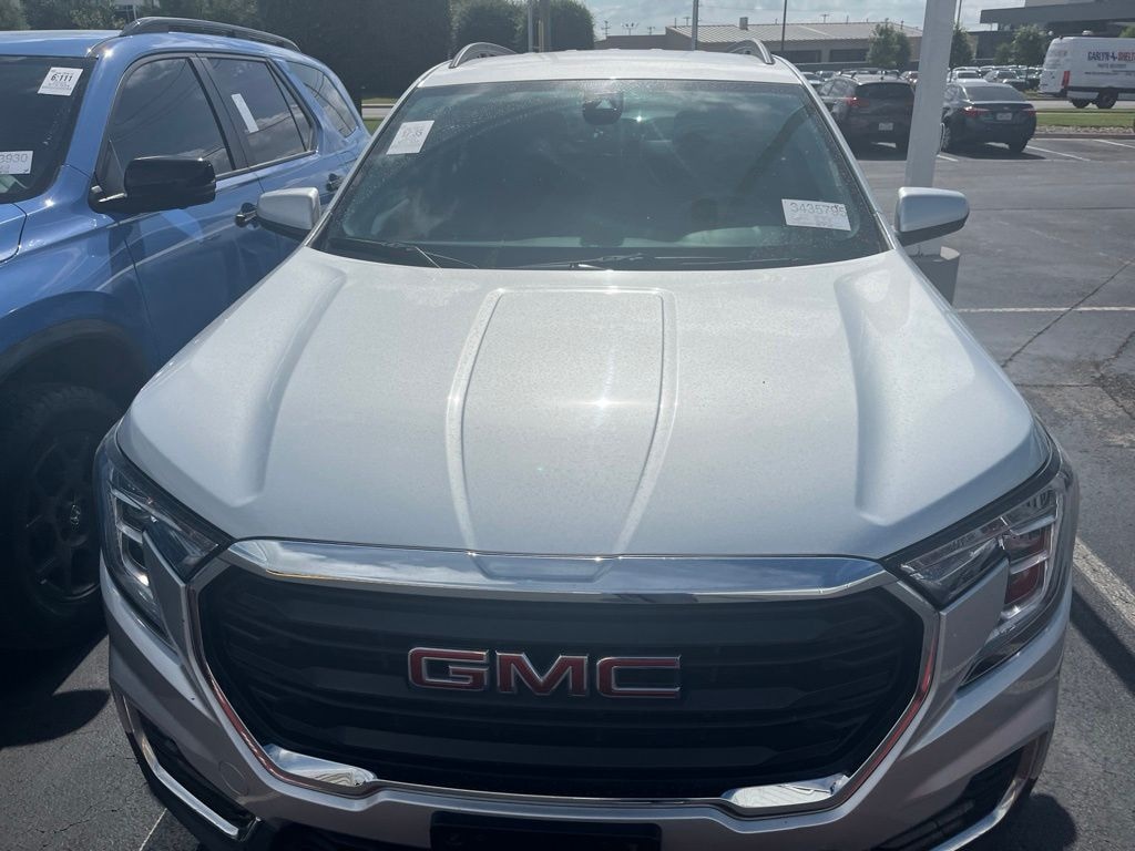 Used 2022 GMC Terrain SLE SUV