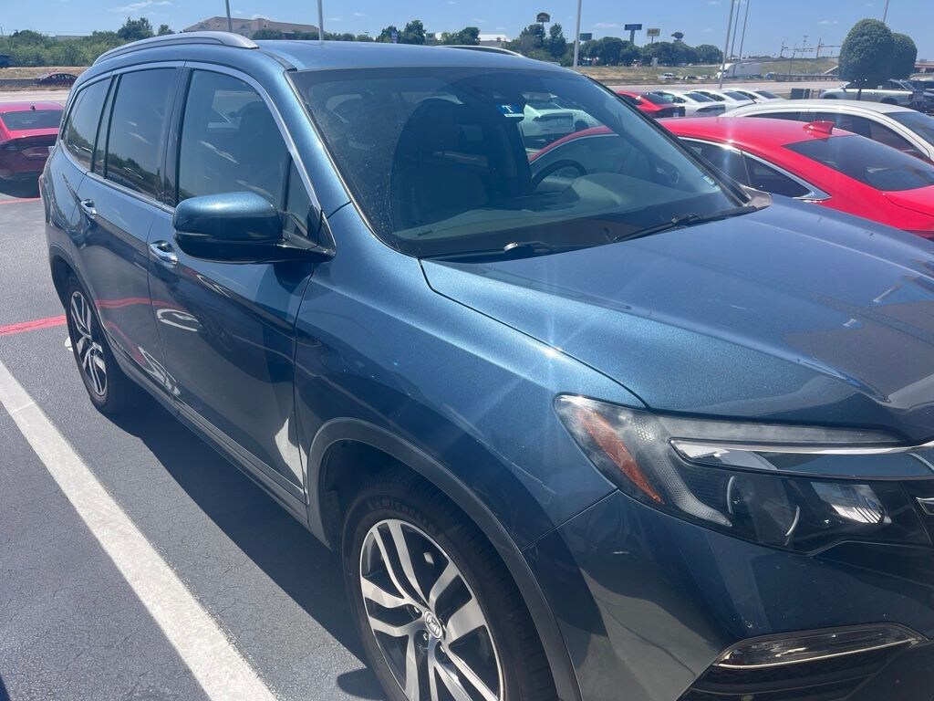 Used 2017 Honda Pilot Elite AWD SUV