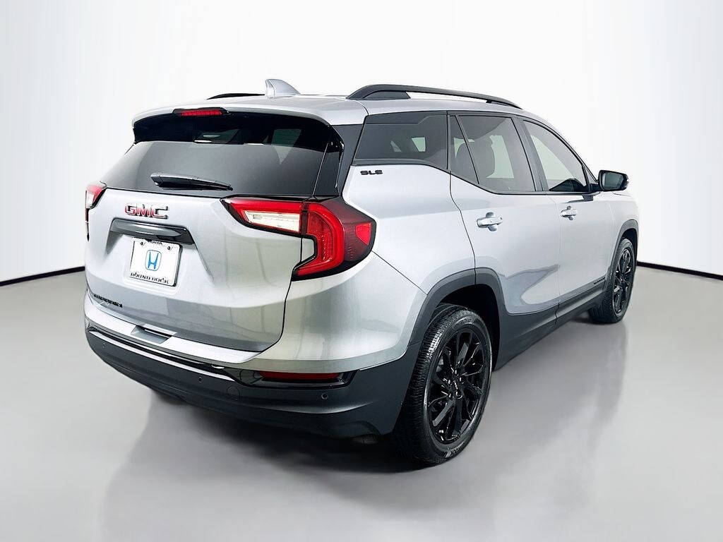 Used 2024 GMC Terrain SLE SUV