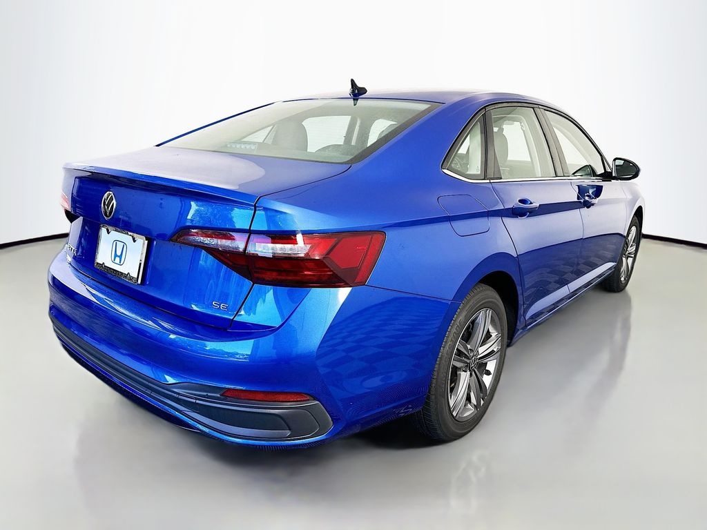 Used 2023 Volkswagen Jetta 1.5T SE Sedan